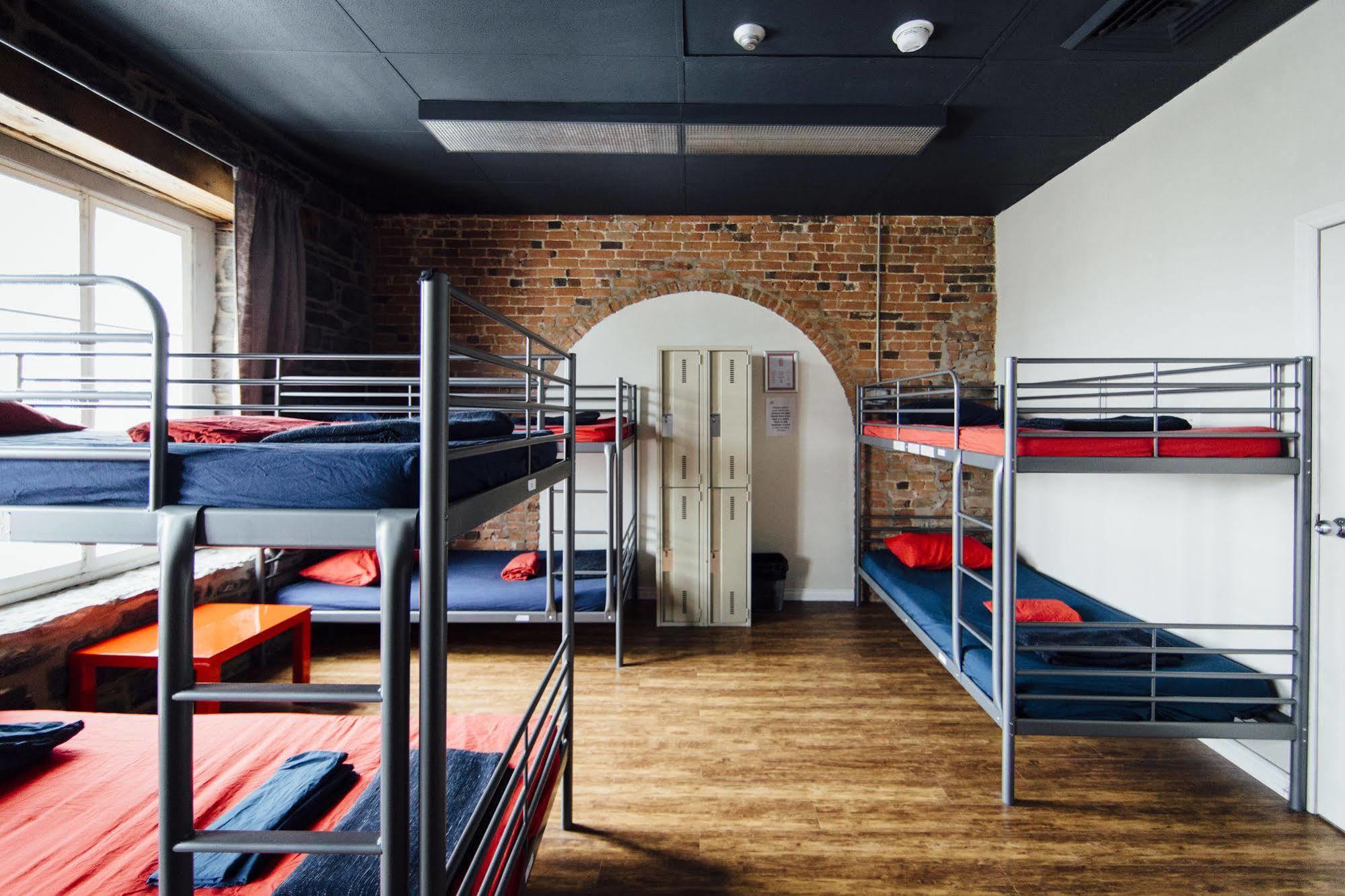 Alt Hostel Montreal Exterior photo